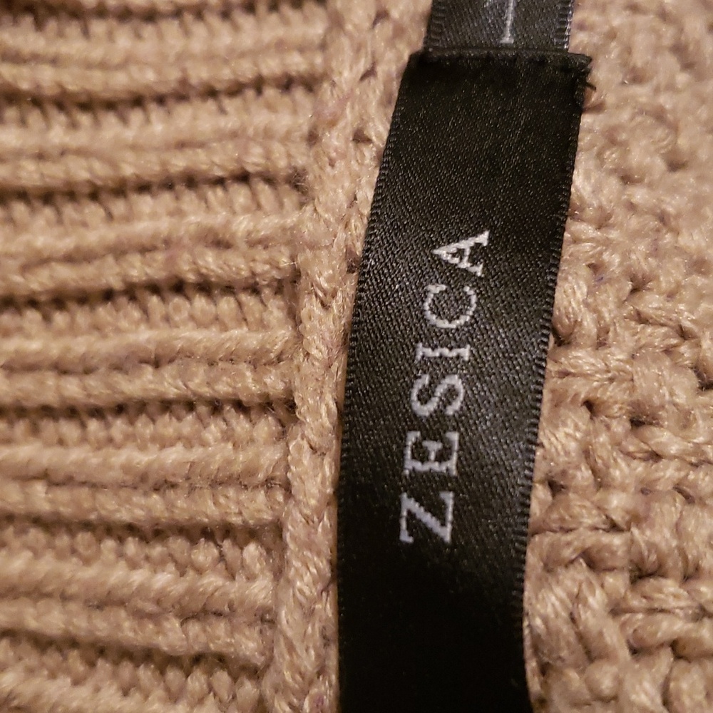 Zesica tan mock turtle-neck sweater - Picture 5 of 5